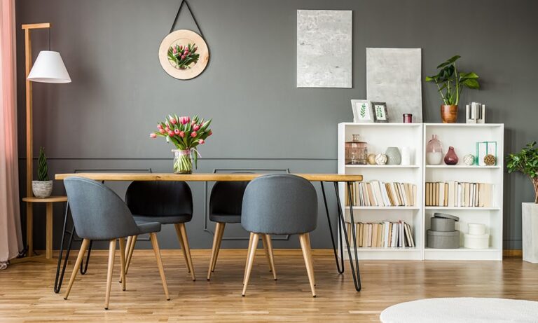 Tips for Choosing the Right Blue Paint Color for Your Dining Room