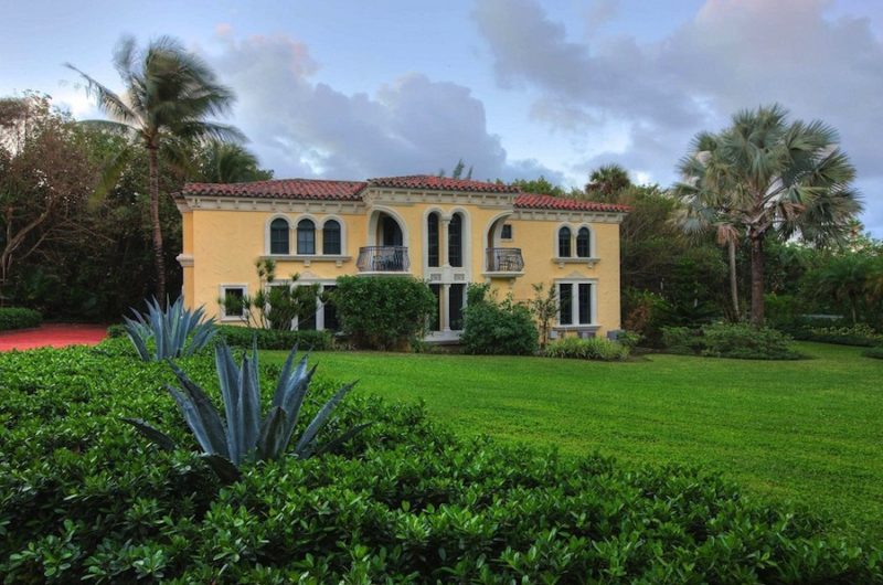 Amazing Chateau de la Lune in Florida, United States amazing chateau de la lune in florida united states 207c46d