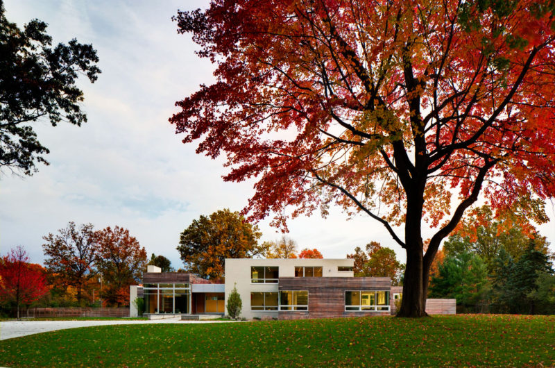 Animated Shaker Heights House by Dimit Architects animated shaker heights house by dimit architects c3a1848