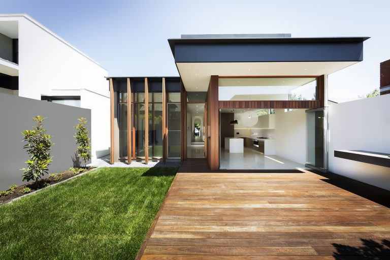 armadale house 2 by mitsouri architects e84acc0