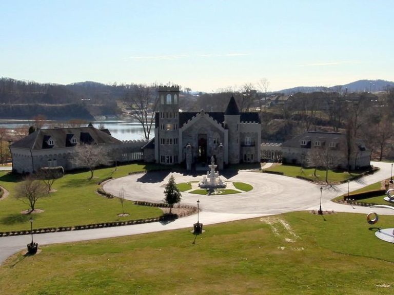 astonishing crantzdorf castle in johnson city tennessee united states b5af34a