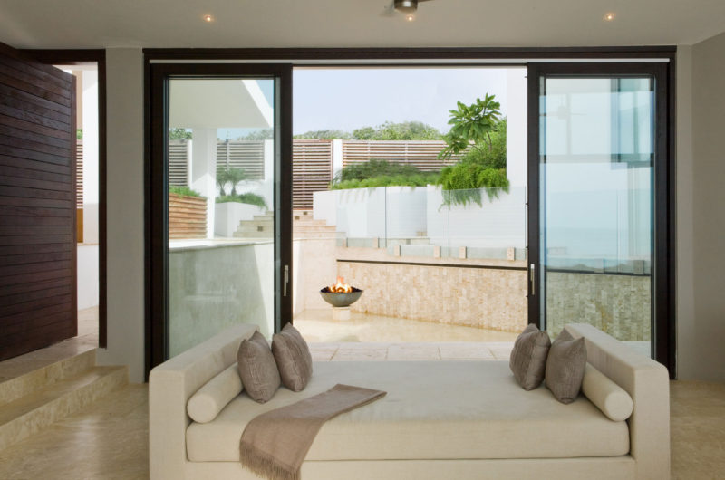 Balinese-influenced Villa Kishti by Frank Alfred Hamilton and Cecconi Simone Inc. balinese influenced villa kishti by frank alfred hamilton and cecconi simone inc 9f55564