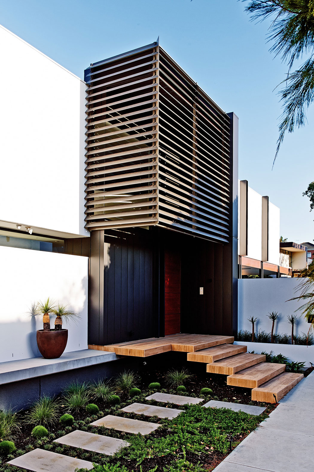 Beaumaris White House In Beaumaris, Australia beaumaris white house in beaumaris australia ef6e50d