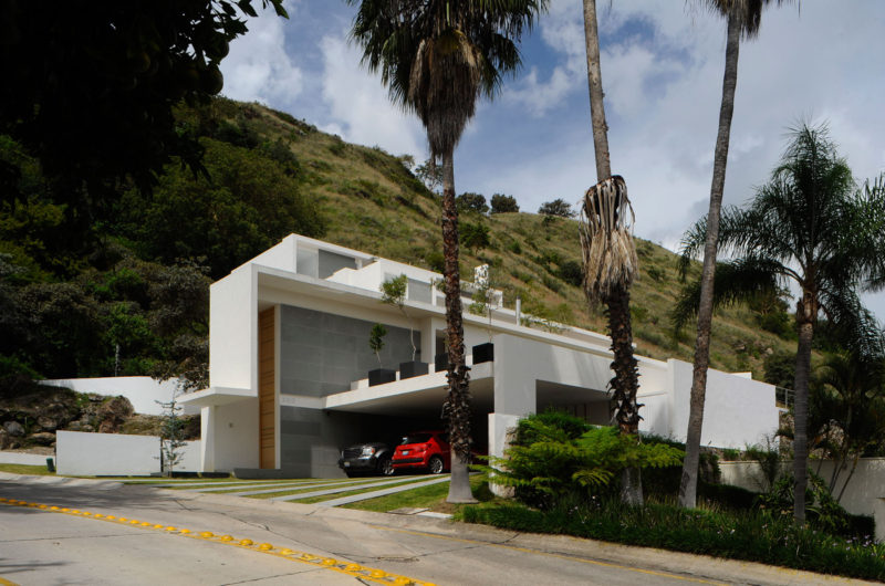 Beautiful Mountain House by Agraz Arquitectos beautiful mountain house by agraz arquitectos 25c809e