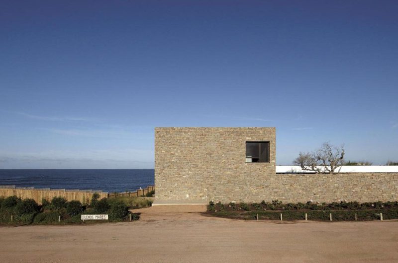 Buenos Mares House in Uruguay buenos mares house in uruguay 6f4d97d