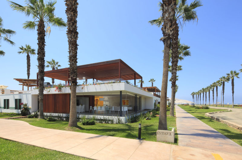 Contemporary Casa P12 In Cañete, Peru contemporary casa p12 in caete peru 90d3f9b