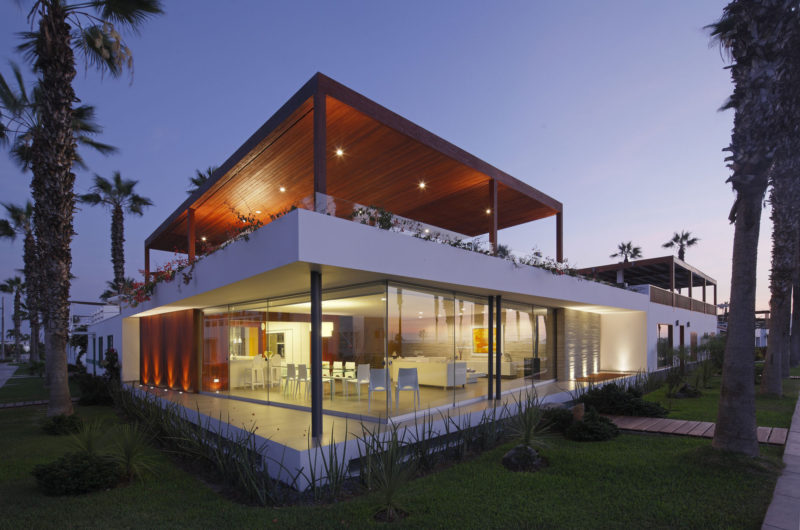 Contemporary Casa P12 In Cañete, Peru contemporary casa p12 in caete peru ce6d0c3