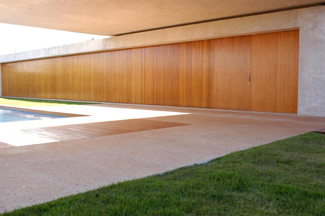 Contemporary Osler House In Brasilia, Brazil contemporary osler house in brasilia brazil 363b419