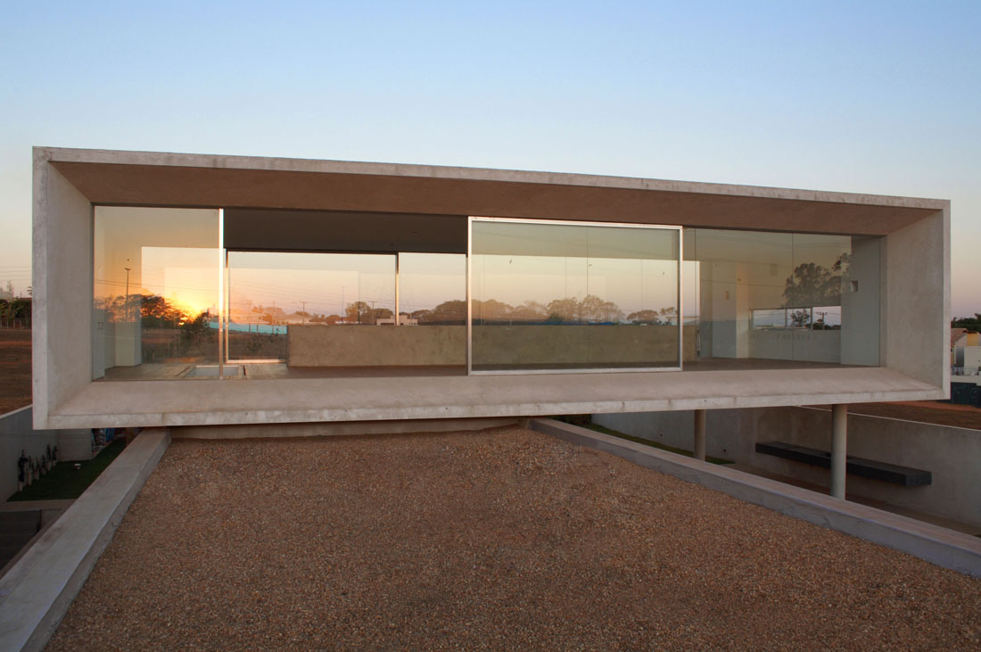 Contemporary Osler House In Brasilia, Brazil contemporary osler house in brasilia brazil 778c182