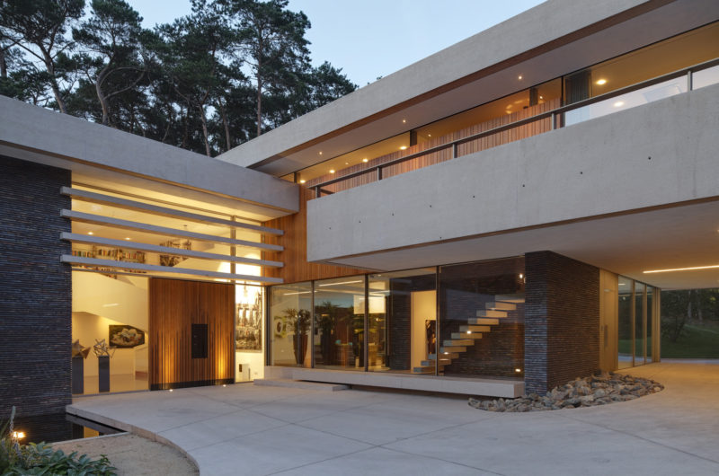 Dune Villa In Utrechtse Heuvelrug, The Netherlands dune villa in utrechtse heuvelrug the netherlands fe11e4d