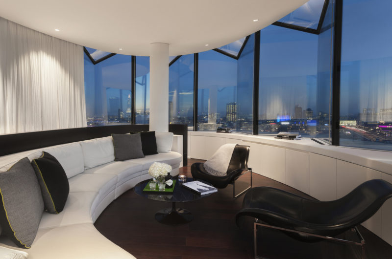Glamorous ME Hotel by Foster and Partners glamorous me hotel by foster and partners 46cb61c