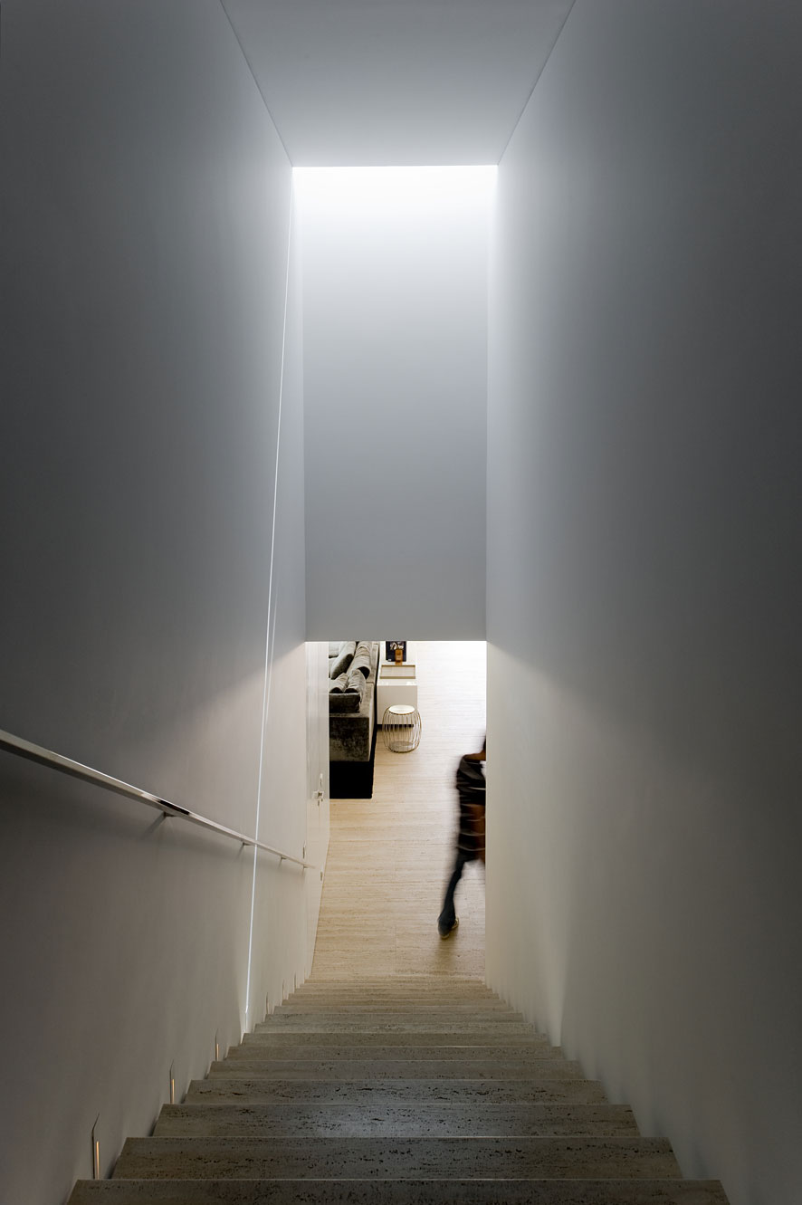 House in Foz Do Duro II by Jose Carlos Cruz house in foz do duro ii by jose carlos cruz 057ba2d