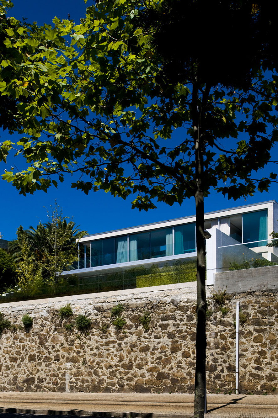 House in Foz Do Duro II by Jose Carlos Cruz house in foz do duro ii by jose carlos cruz d0c986f