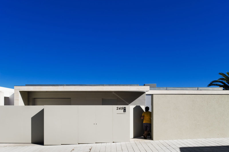 House in Foz Do Duro II by Jose Carlos Cruz house in foz do duro ii by jose carlos cruz f504f69