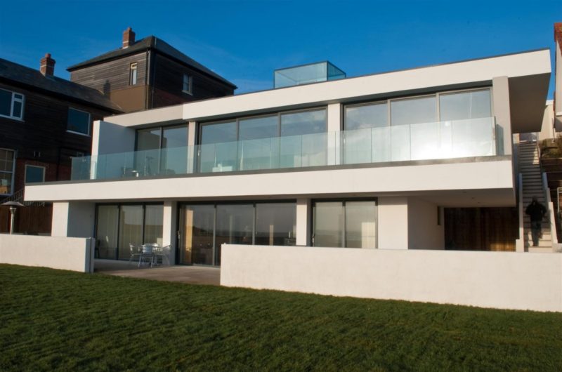 Lighthouse 65 in Hill Head, England lighthouse 65 in hill head england 64d7729