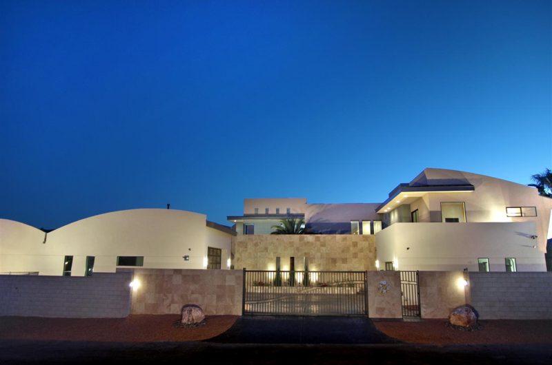 Luxurious Home by DesignCell Architecture luxurious home by designcell architecture 4a3b563