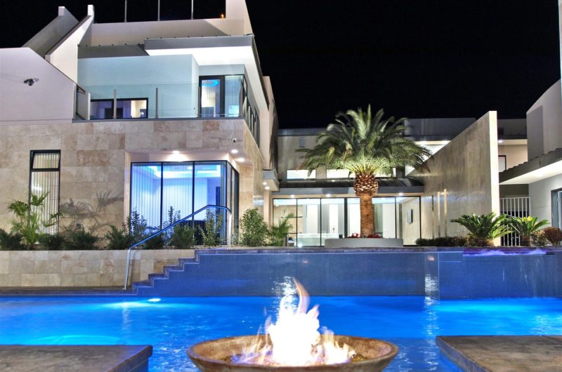 Luxurious Home by DesignCell Architecture luxurious home by designcell architecture 7e325a8