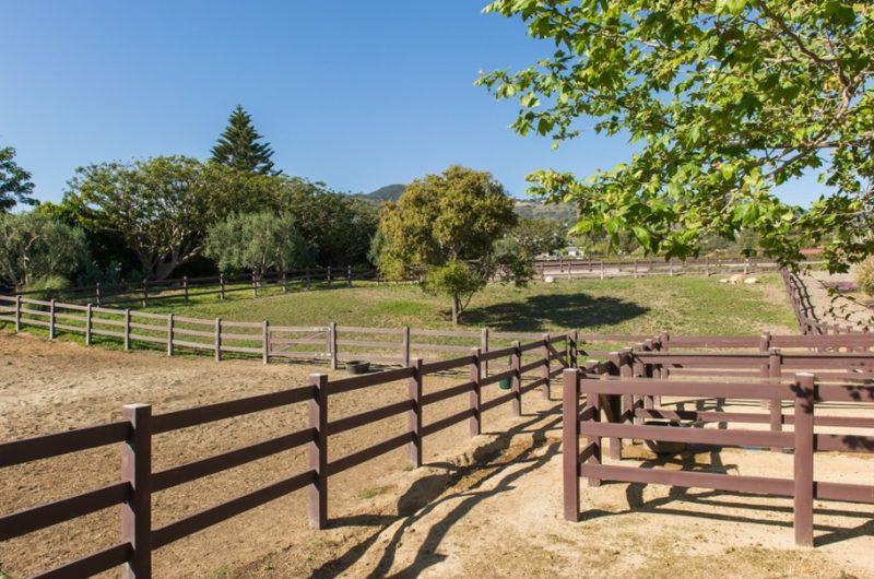 Magnificent Malibu Estate Is Worth $24.9 Million magnificent malibu estate is worth 249 million 0ea7ba0