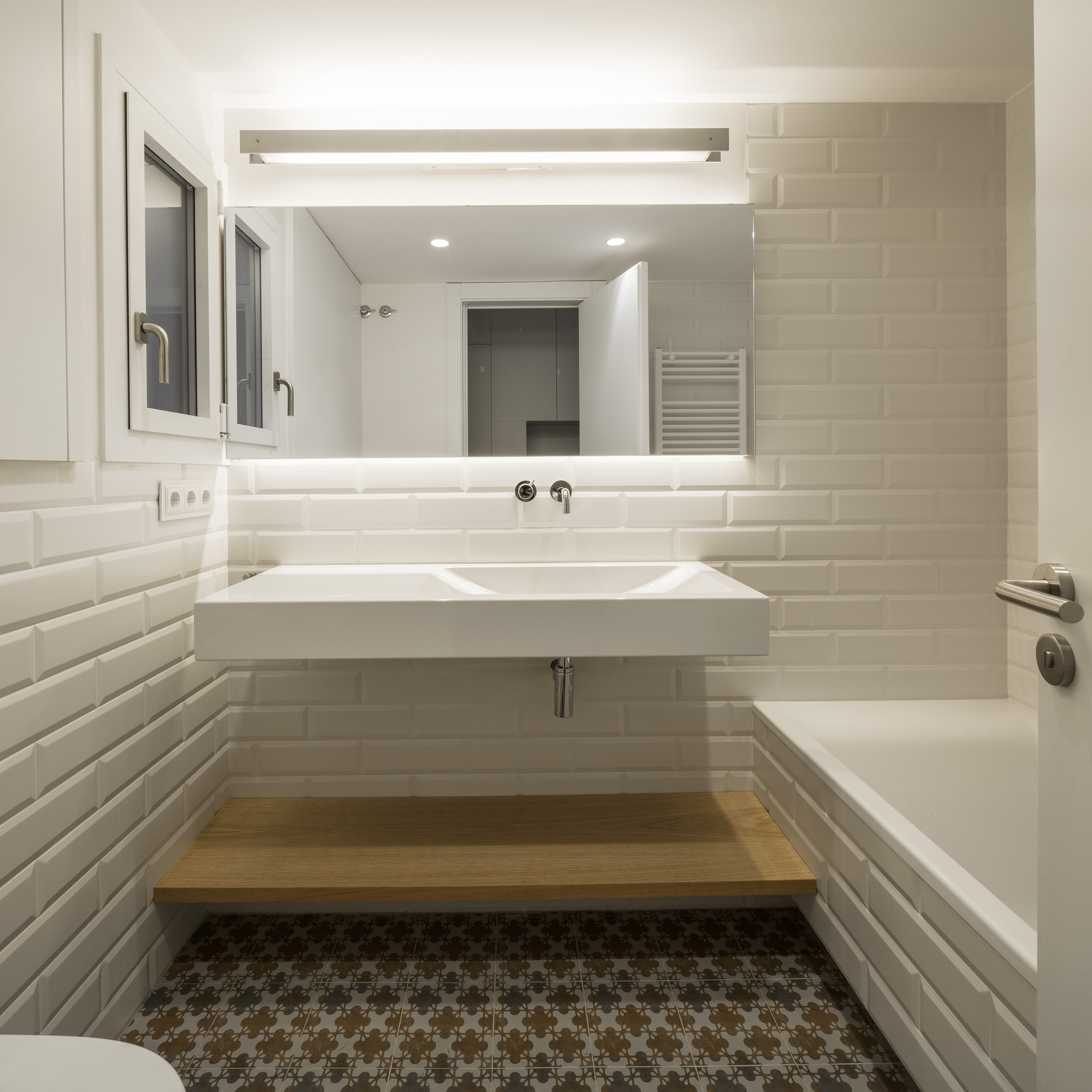 Modernly Renovated Apartment In Barcelona, Spain modernly renovated apartment in barcelona spain 3f76cda