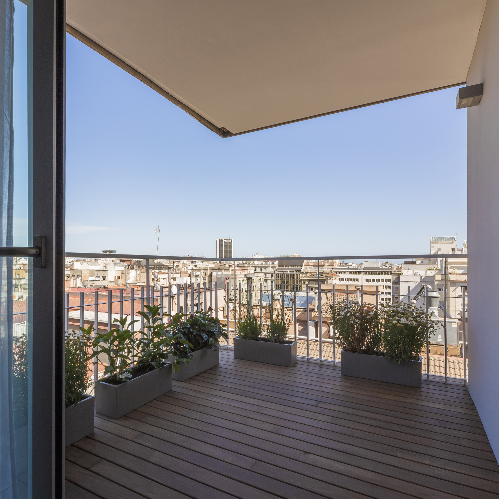 Modernly Renovated Apartment In Barcelona, Spain modernly renovated apartment in barcelona spain ce7de8d