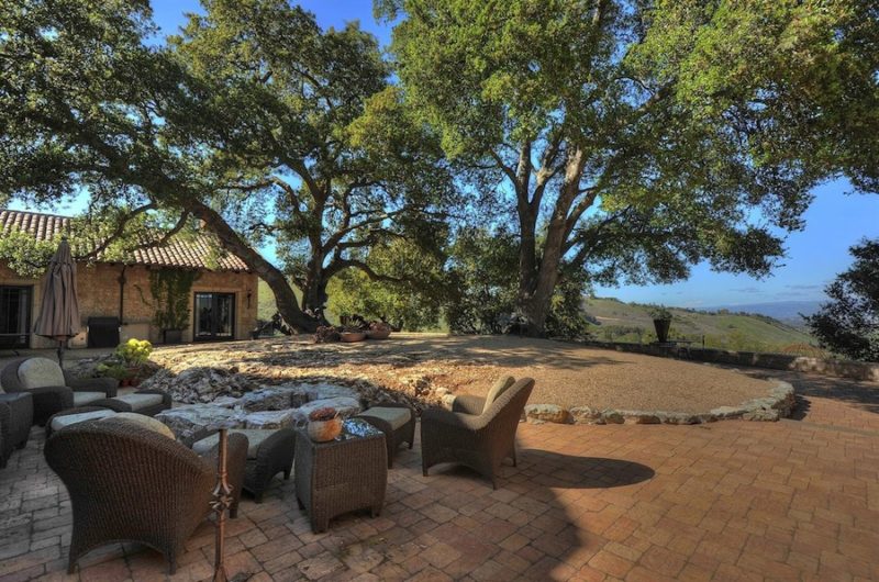 One of a Kind Great Oaks Estate one of a kind great oaks estate 1e2a781