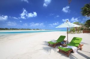 secluded naladhu island in maldives a8a81a1