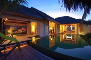 secluded naladhu island in maldives f915316