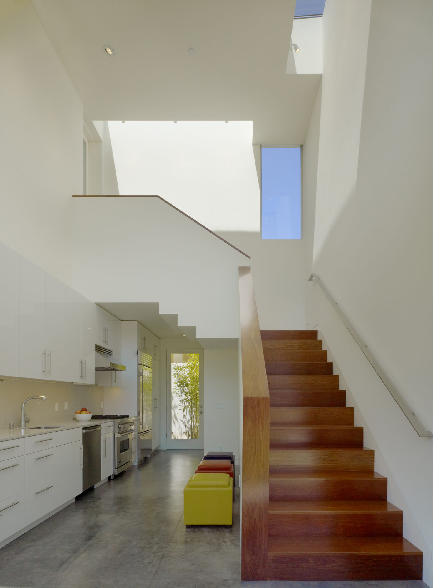 Sustainable Ehrlich Retreat In Santa Monica, California sustainable ehrlich retreat in santa monica california 44df5d7