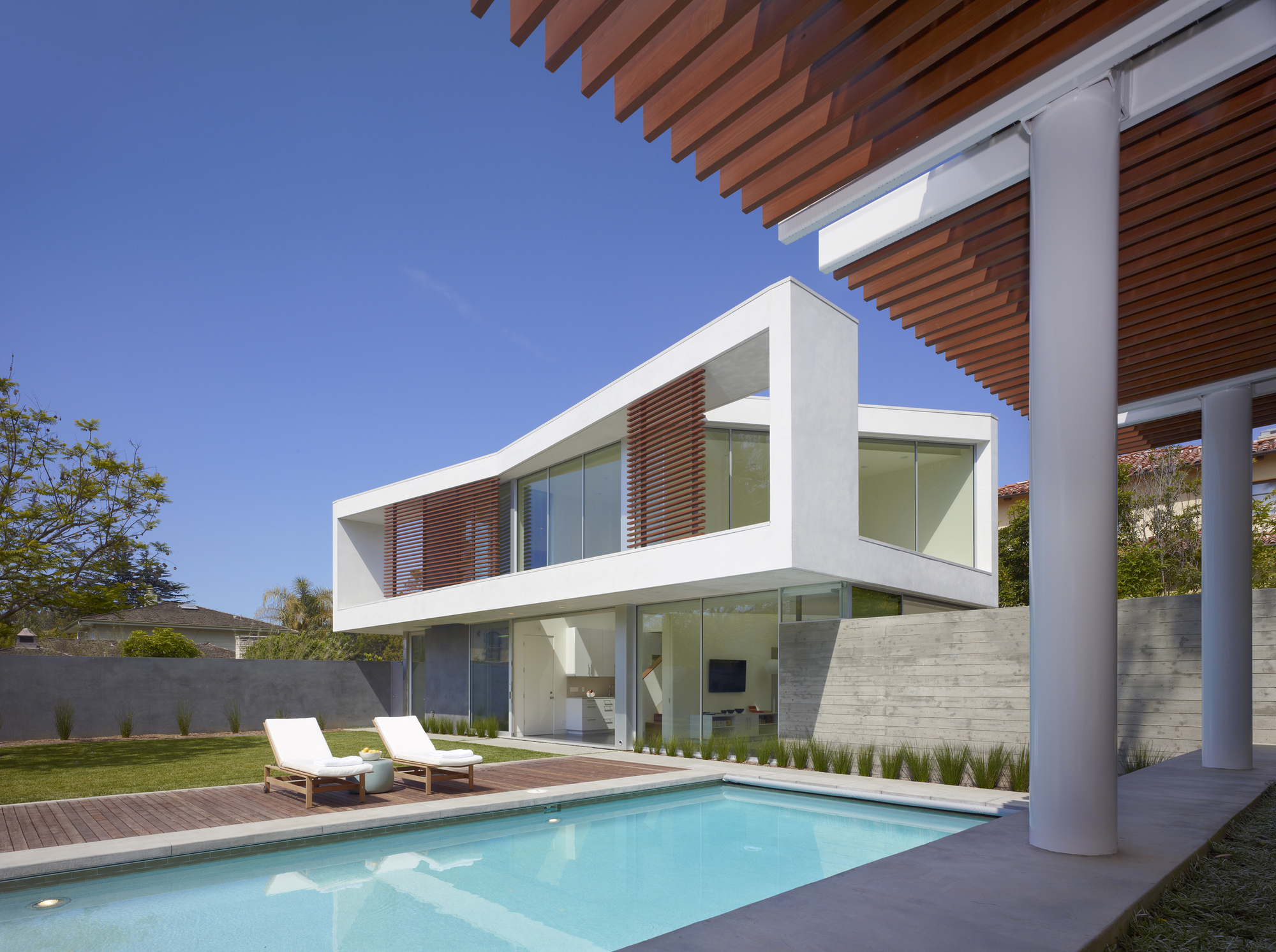 Sustainable Ehrlich Retreat In Santa Monica, California sustainable ehrlich retreat in santa monica california 9896e1c