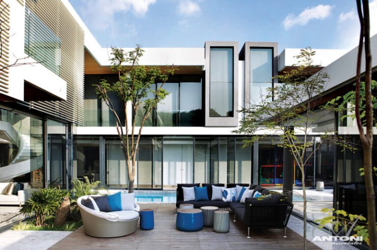 the 6th 1448 eccentric houghton residence by saota and antoni associates ad95378