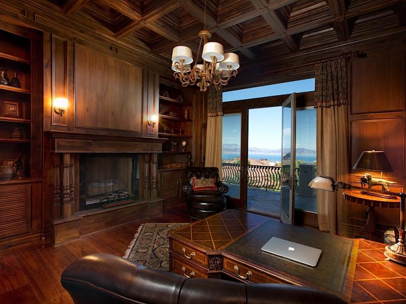 The Exquisite Boulder City Oasis in Nevada, USA the exquisite boulder city oasis in nevada usa 6fa4e79