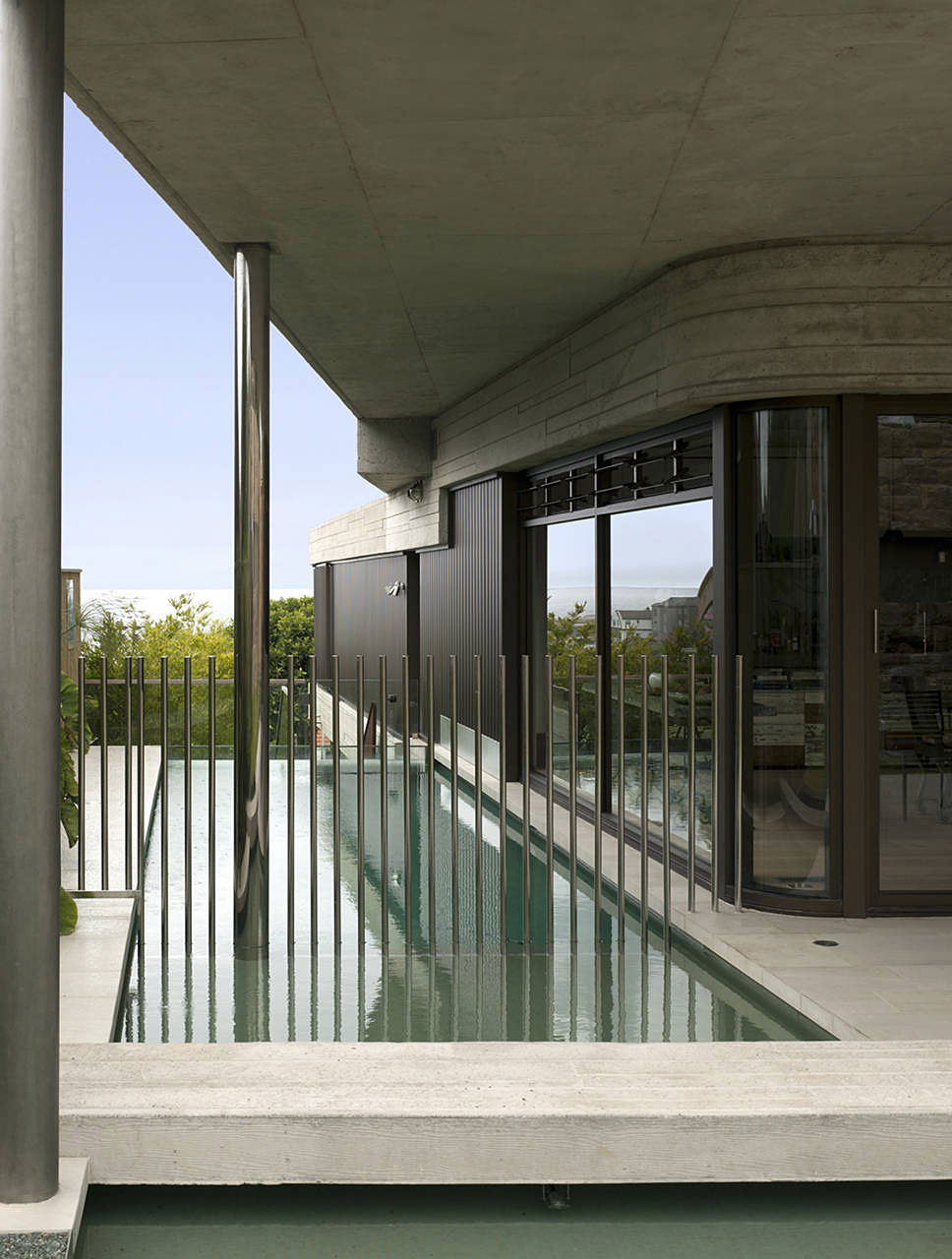 The Lovely Gordons Bay House by Luigi Rosselli Architects the lovely gordons bay house by luigi rosselli architects f5ce869