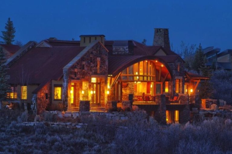 utah mountains reflected in the house interior 8a42e6f