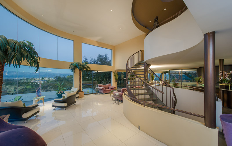 Amazing Entertainer's Estate in California, USA amazing entertainers estate in california usa 95d7c43