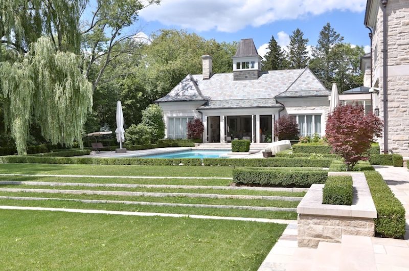 Brilliant Bridle Path Mansion In Ontario, Canada brilliant bridle path mansion in ontario canada 29b7405