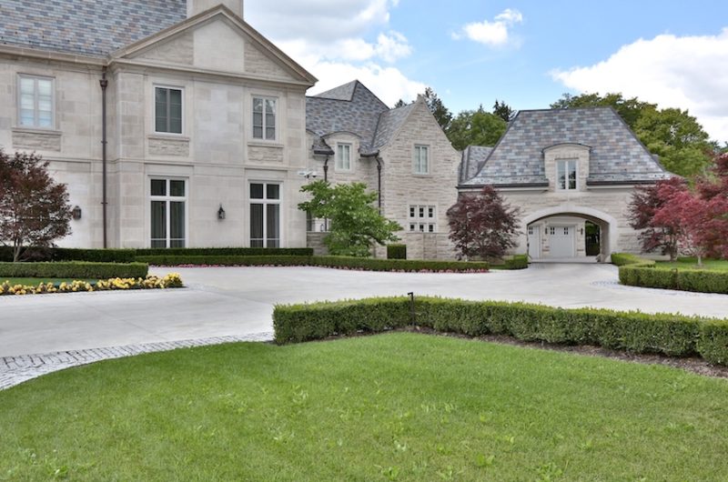 Brilliant Bridle Path Mansion In Ontario, Canada brilliant bridle path mansion in ontario canada 325bf83