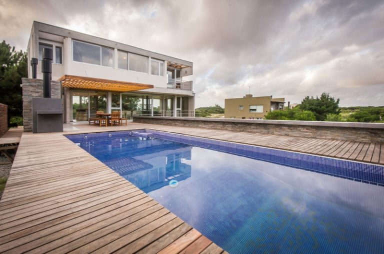 contemporary kvs house in buenos aires argentina 52c5a9a
