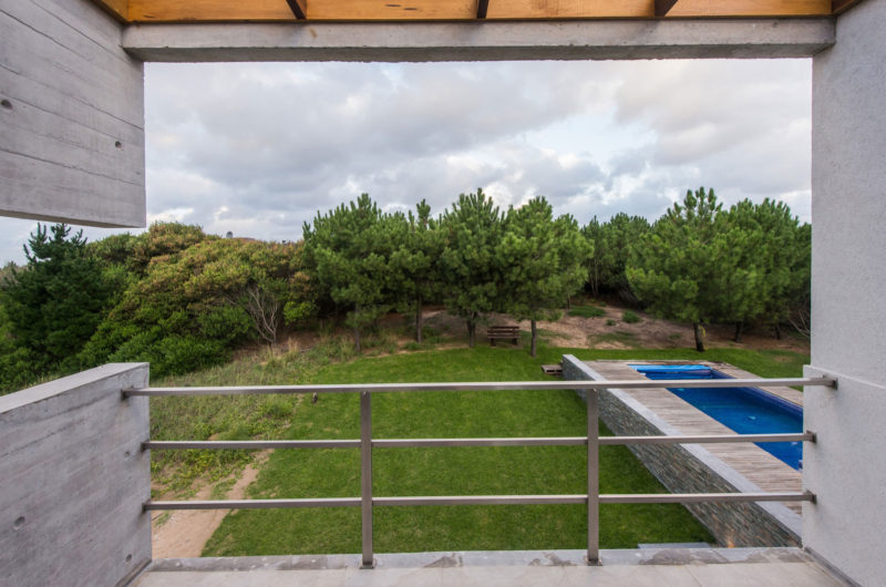 Contemporary KVS House In Buenos Aires, Argentina contemporary kvs house in buenos aires argentina cbdfafb