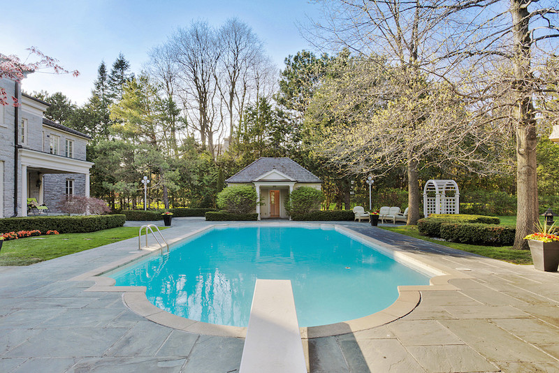 Elegant And Luxurious Home In Toronto, Ontario, Canada elegant and luxurious home in toronto ontario canada 6698068