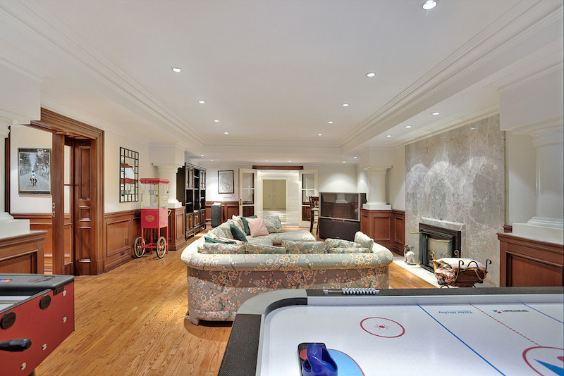 Elegant And Luxurious Home In Toronto, Ontario, Canada elegant and luxurious home in toronto ontario canada 6d0d9fc