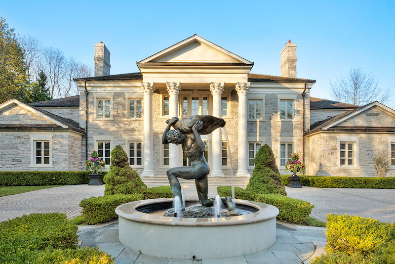 Elegant And Luxurious Home In Toronto, Ontario, Canada elegant and luxurious home in toronto ontario canada de96994