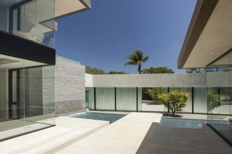 Elegant San Vicente House by McClean Design elegant san vicente house by mcclean design 4f451d8