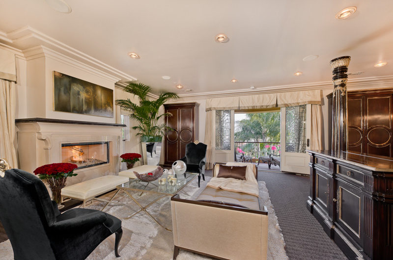 Magnificent Beverly Hills Estate for Sale magnificent beverly hills estate for sale 2e5d4c2