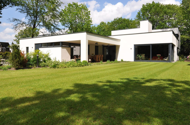 Modern House D&H by CKX Architects modern house damph by ckx architects 07cd137