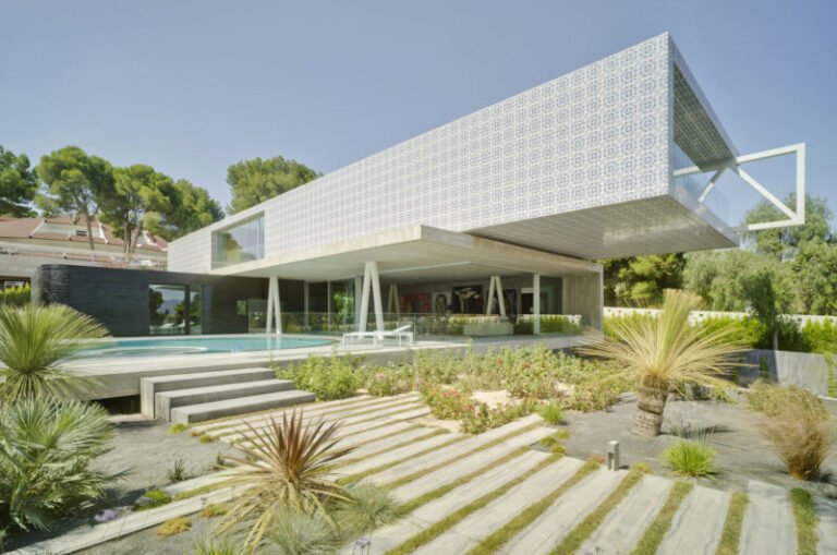 modernly elegant 4 in 1 house in murcia spain bdeac93