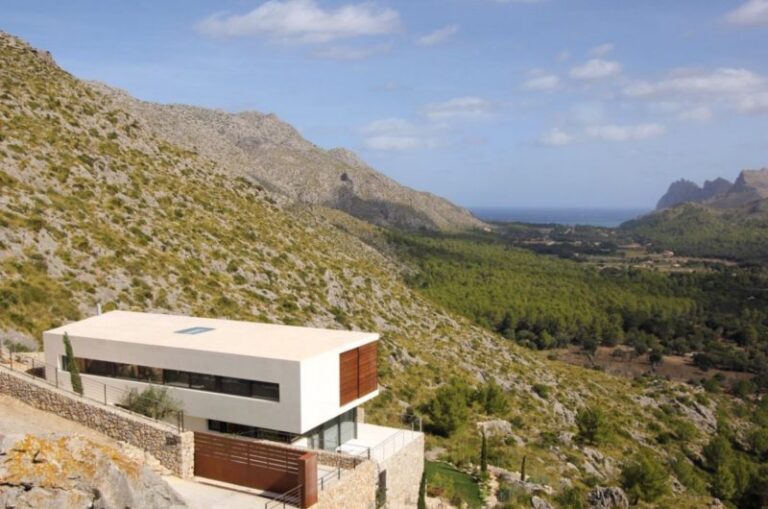 neat casa 115 by miquel lacomba 3a29098