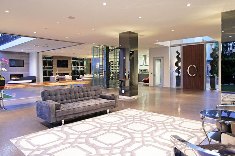 Spectacular High-Tech Milan Residence in Beverly Hills spectacular high tech milan residence in beverly hills 39ba164