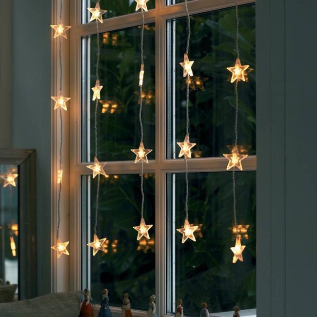 Waiting for Santa: Decorate Your Windows for Christmas waiting for santa decorate your windows for christmas 7b1b611