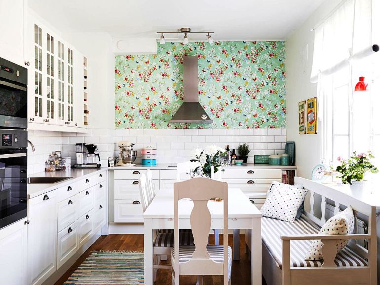 Wallpaper In The Kitchen? What A Brilliant Idea! wallpaper in the kitchen what a brilliant idea 465e99e
