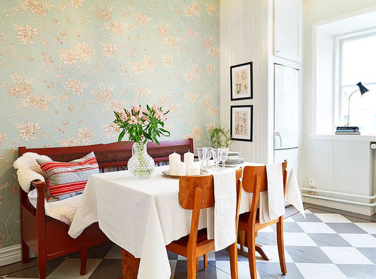 Wallpaper In The Kitchen? What A Brilliant Idea! wallpaper in the kitchen what a brilliant idea ced6123